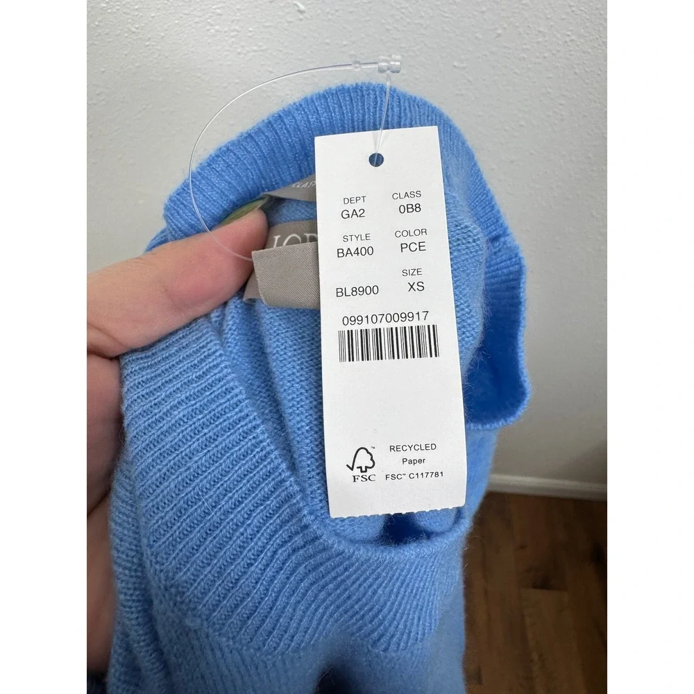J. Crew NWT Classic Fit Cashmere Sweater Size Xsmall‎